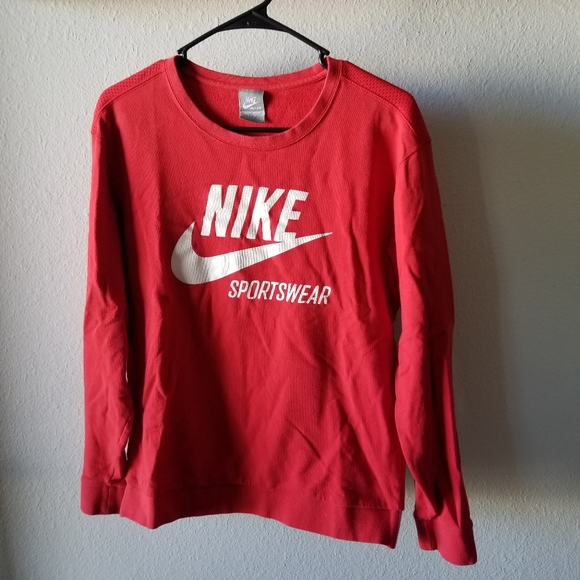 Nike red sweatshirt with white detail in back - Picture 3 of 7